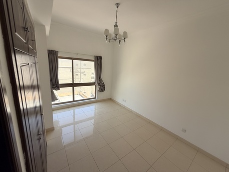 Adliya, Apartments, Flats, Houses & Villas, BHD 290/year,  3 BR,  Amazing Semi Furnished 3 Bedroom Apartment Available