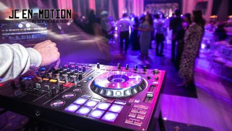 New York, Business, Wedding DJ In St Louis For Elegant And Fun Wedding Events