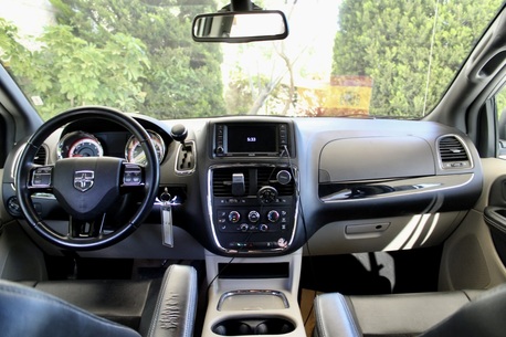 Amman, Vehicles, Cars & Trucks , JOD 7000,  Dodge Grand Caravan SXT,  2018,  Automatic,  66243 KM,     Diplomatic