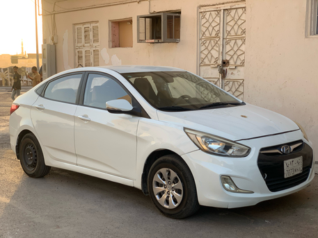 Al-Madinah (Jordan), Vehicles, Cars & Trucks , SAR 20000,  Hyundai Accent,  2016,  Automatic,  444979 KM,