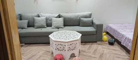 Ghirnatah, Rooms for Rent, SAR 2200/month,  Furnished,  20 Sq. Meter,  Furnished Room For Rent In Qurtuba
