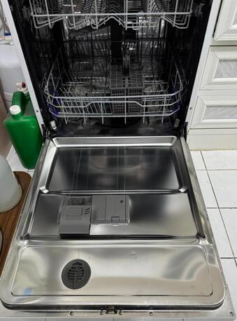 Al Murabba, Appliances, SAR 1000,  Dishwasher LG / Made In Korea / Like New