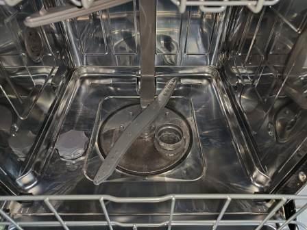 Al Murabba, Appliances, SAR 1000,  Dishwasher LG / Made In Korea / Like New