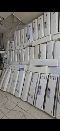 Riyadh, Air Conditioners, SAR 700,  All Tife Split & Window AC 1 - 5Ton - Excellent Cooling - Slightly Used"  📌 We Sell Samsu