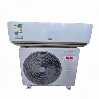 Riyadh, Air Conditioners, SAR 700,  All Tife Split & Window AC 1 - 5Ton - Excellent Cooling - Slightly Used"  📌 We Sell Samsu
