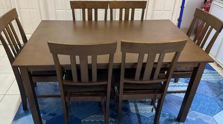 Al Murabba, Furniture, SAR 1000,  Dining Table (Walnut) 6 Seater From Home Center / Like New