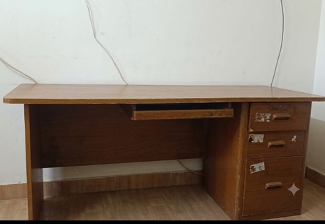 Jidhafs, Furniture, BHD 5,  Computer/ Study  Table Wooden