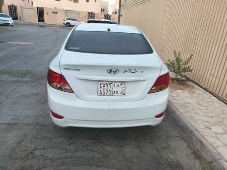 Riyadh, Vehicles, Cars & Trucks , SAR 21500,  Hyundai Accent,  2015,  Automatic,  271620 KM,  21500 SAR, , ,