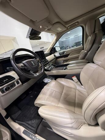 Manama, Vehicles, Cars & Trucks , BHD 14600,  Lincoln Navigator L,  2018,  Automatic,  90550 KM,  Lincoln Navigator  (Blue)