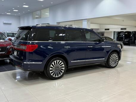 Manama, Vehicles, Cars & Trucks , BHD 14600,  Lincoln Navigator L,  2018,  Automatic,  90550 KM,  Lincoln Navigator  (Blue)