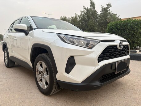 Riyadh, Vehicles, Cars & Trucks , SAR 73500,  TOYOTA RAV4,  2021,  Automatic,  110000 KM,  4X4 WHEEL DRIVE 2,0 LITER