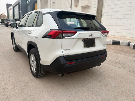 Riyadh, Vehicles, Cars & Trucks , SAR 73500,  TOYOTA RAV4,  2021,  Automatic,  110000 KM,  4X4 WHEEL DRIVE 2,0 LITER A