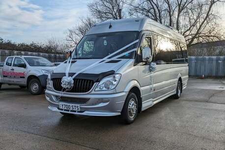 Manchester, Business, Comfortable Mini Bus Hire In Bolton For Airport Shuttle, Events, And City Travel