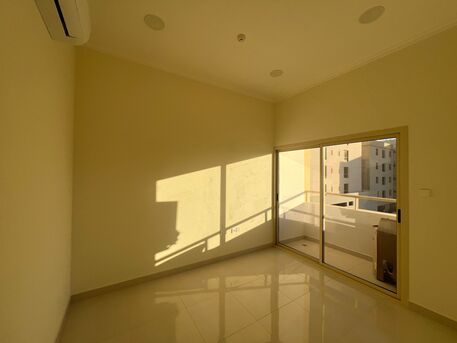 Al Seef, Offices, BHD 300,  90 Sq. Meter,  Bright Office For Rent In Seef | With AC