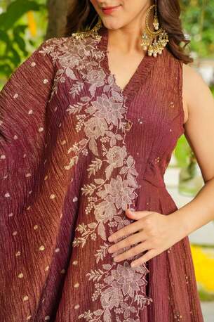 Jaipur, Clothing & Accessories, INR 8000,  Buy Idaho Gaurika Shimmer Crushed Tissue Suit Set