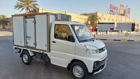 Manama, Vehicles, Cars & Trucks , BHD 3000,  Cmc Super Veryca Chiller Freazar Cargo Van Imacalite Condation Single Ownar,  2021,  Manual,  180000 KM,