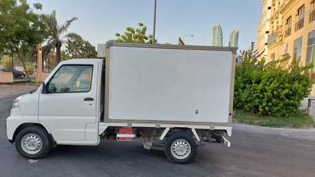 Manama, Vehicles, Cars & Trucks , BHD 3000,  Cmc Super Veryca Chiller Freazar Cargo Van Imacalite Condation Single Ownar,  2021,  Manual,  180000 KM,