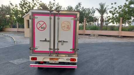 Manama, Vehicles, Cars & Trucks , BHD 3000,  Cmc Super Veryca Chiller Freazar Cargo Van Imacalite Condation Single Ownar,  2021,  Manual,  180000 KM,
