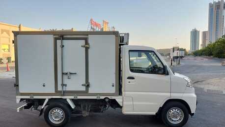 Manama, Vehicles, Cars & Trucks , BHD 3000,  Cmc Super Veryca Chiller Freazar Cargo Van Imacalite Condation Single Ownar,  2021,  Manual,  180000 KM,