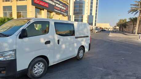 Manama, Vehicles, Cars & Trucks , BHD 2350,  Nissan NV3500 UrVan Bus Cargo Van Very Good Condation,  2016,  Manual,  180000 KM,
