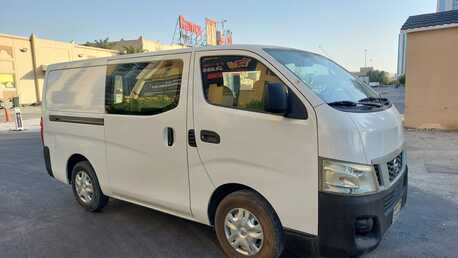 Manama, Vehicles, Cars & Trucks , BHD 2350,  Nissan NV3500 UrVan Bus Cargo Van Very Good Condation,  2016,  Manual,  180000 KM,