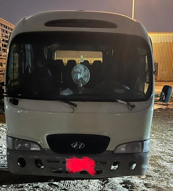 Riyadh, Vehicles, Cars & Trucks , SAR 1,  Hyundai H1,  2005,  Manual,  500000 KM,  Hyundai County