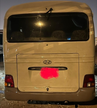 Riyadh, Vehicles, Cars & Trucks , SAR 1,  Hyundai H1,  2005,  Manual,  500000 KM,  Hyundai County