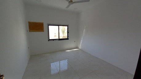 Isa Town, Apartments, Flats, Houses & Villas, BHD 160/month,  2 BR,  NEW FLAT - LIFT - PARKING -  FOR FAMILY