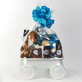 New York, Food, USD 150,  Baby Gift Wagon Filled With Kr&ouml;n Chocolate