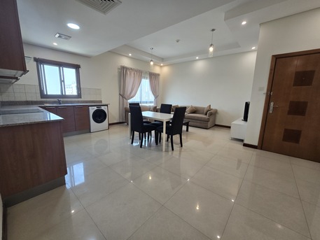 Segaya, Apartments, Flats, Houses & Villas, BHD 350/month,  2 BR,  Amazing Fully Furnished 2 Bedroom Flat Available In Segaya
