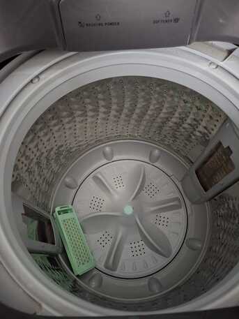 East Riffa, Household Items, BHD 50,  18 Kg Washing Machine For Sale