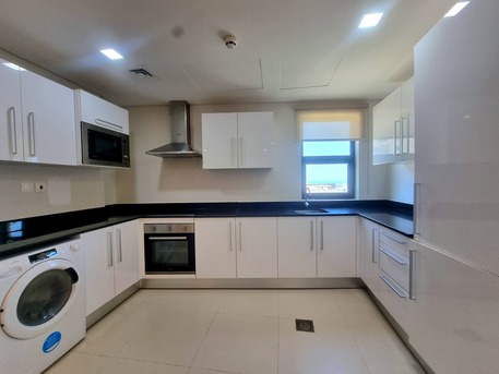 Amwaj Islands, Apartments, Flats, Houses & Villas, BHD 400/month,  Furnished,  2 BR,  120 Sq. Meter,  Sea View 2 BR FF Apartment With Balcony & Wifi For Rent