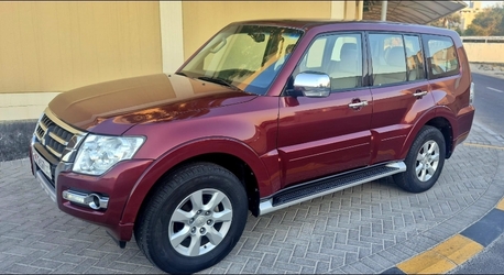 Sanad, Vehicles, Cars & Trucks , BHD 4500,  Mitsubishi Pajero,  2018,  Automatic,  135000 KM,   3.5L GLS  Excellent Condition Urgent Sale Single Owner 1 Minor Accid