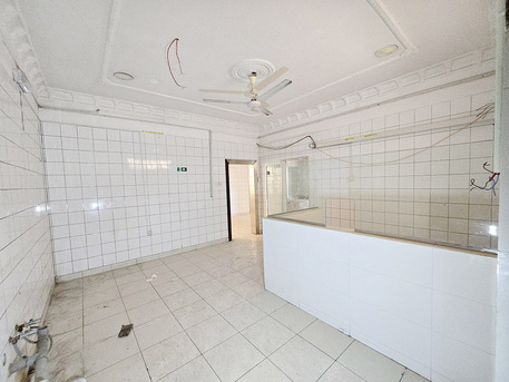 Tubli, Shops, BHD 1200,  120 Sq. Meter,  Large Showroom - Restaurant | Two Floors