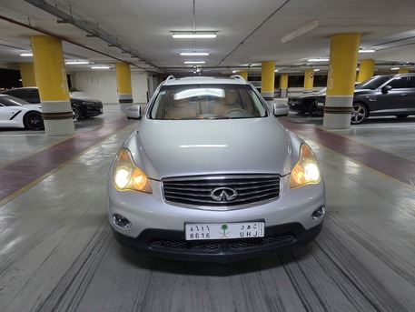 Khobar, Vehicles, Cars & Trucks , SAR 36000,  Infiniti QX50,  2015,  Automatic,  75000 KM,  Top End SUV Like New. V6 Engine. Rarely Used