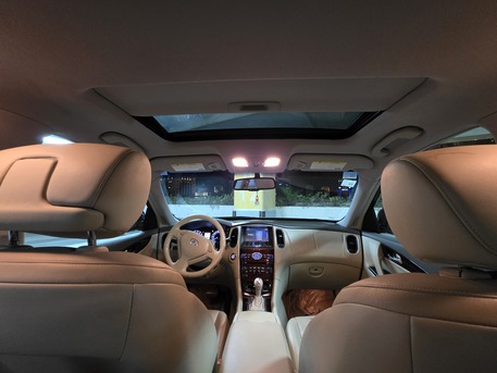 Khobar, Vehicles, Cars & Trucks , SAR 36000,  Infiniti QX50,  2015,  Automatic,  75000 KM,  Top End SUV Like New. V6 Engine. Rarely Used