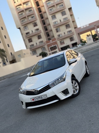 Manama, Vehicles, Cars & Trucks , BHD 3150,  Toyota Corolla,  2015,  Automatic,  148930 KM,    Model 2.0 In Excellent Condition