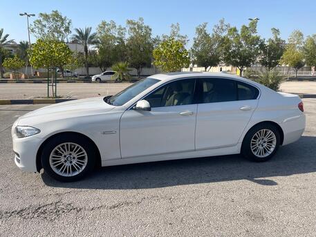 Manama, Vehicles, Cars & Trucks , BHD 5100,  BMW 520,  2014,  Automatic,  81000 KM,  I  |  | Agency Serviced | Well Maintained