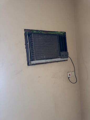 Hofuf, Sublets, SAR 1000/month,  1 BR,  3 BED ROOM APT. LOOKING TO RENT OUT 1 BED ROOM