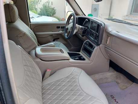 Jubail, Vehicles, Cars & Trucks , SAR 20000,  Chevrolet Suburban,  2006,  Automatic,  443558 KM,