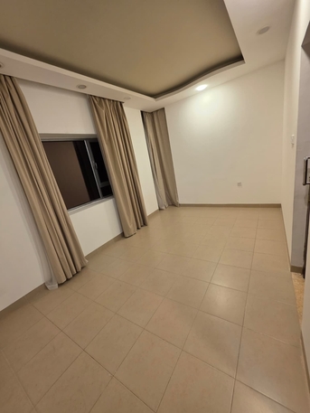 Hidd, Apartments, Flats, Houses & Villas, BHD 190,  3 BR,  Flat With AC For Rent In Hidd