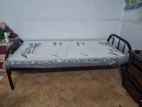 Riyadh, Furniture, SAR 100,  Single Iron Bed With New Medicated Matress