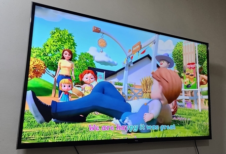 Muharraq, Electronics, BHD 46,  TCL LED 50 Inch TV For Sale With Smart Box Working YouTube