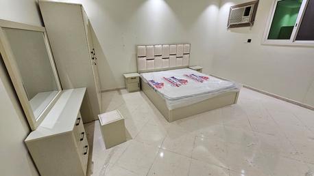 Riyadh, Furniture, SAR 1000,  New King Size Bedset And Window AC For Sale.