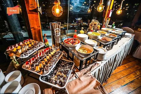 Dubai Marina, Travel, DubaiTicketExpert Creates Magical New Year Dhow Cruise Dubai Marina Moments
