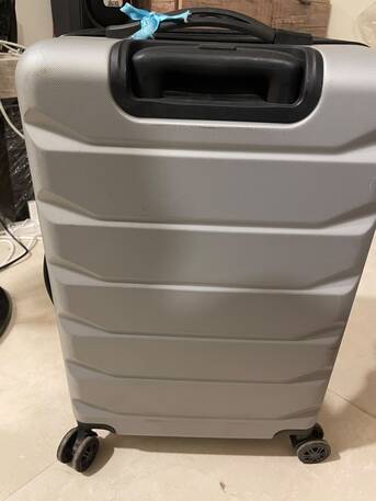Al Sulaymaniyyah, Clothing & Accessories, SAR 250,  SUITCASE