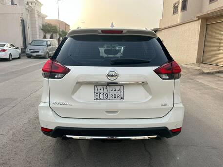 Riyadh, Vehicles, Cars & Trucks , SAR 65000,  Nissan X-Trail 4WD,  2022,  Automatic,  37000 KM,   Nissan X-Trail (2.5) 4WD With Mid Option (1st Owner)