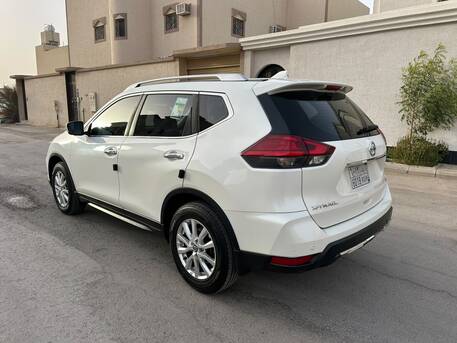 Riyadh, Vehicles, Cars & Trucks , SAR 65000,  Nissan X-Trail 4WD,  2022,  Automatic,  37000 KM,   Nissan X-Trail (2.5) 4WD With Mid Option (1st Owner)