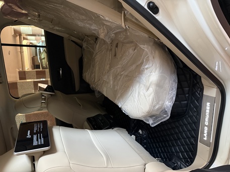 Jeddah, Vehicles, Cars & Trucks , SAR 300000,  Toyota Land Cruiser,  2024,  Automatic,  16000 KM,    GXR 5 White