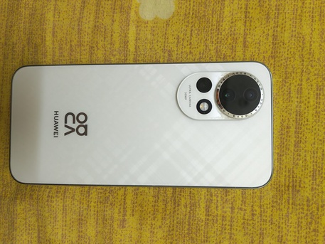 Riyadh, Mobile Phones, SAR 800,  Huawei Nova13